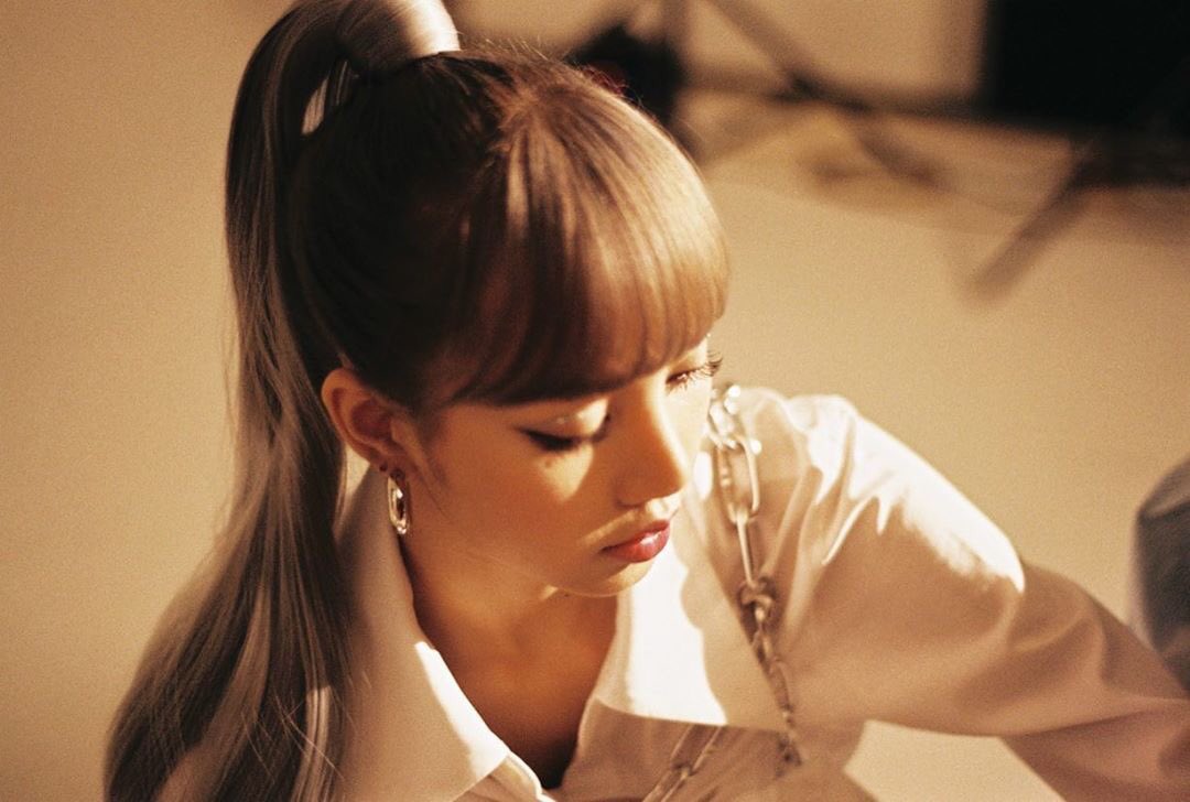 LISA fan account tweet media