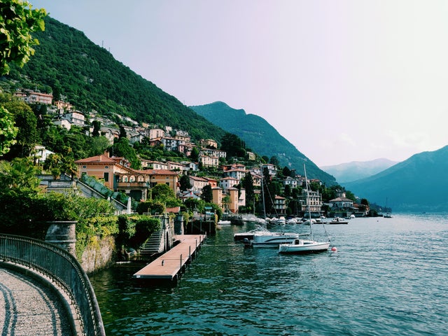 Lake Como, Italy
#Lake #Italy #Nature #Travel  #Travelphotgraphy #Travelling #Travelhollic