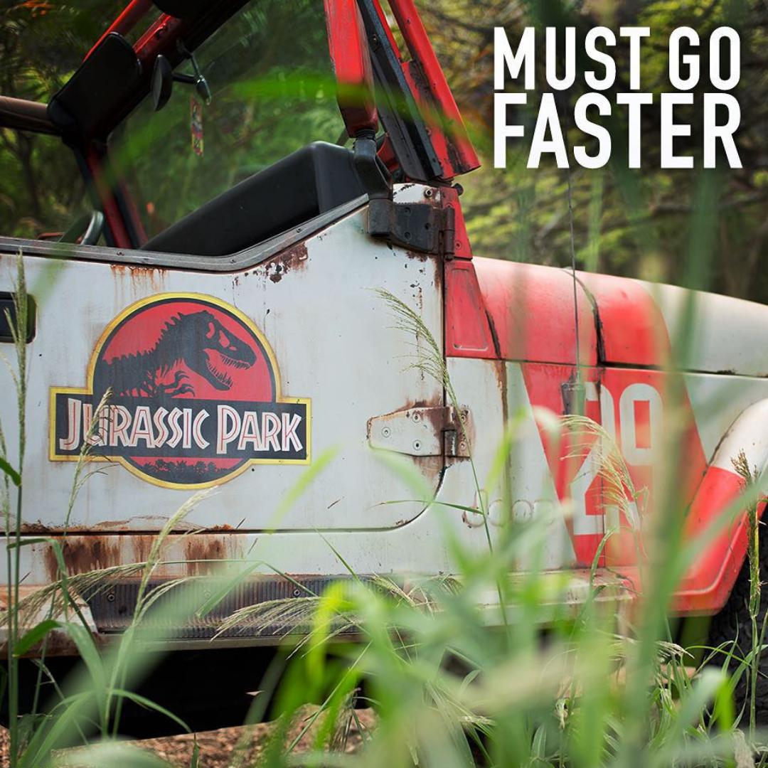 NewportDunes's tweet photo. ONE WEEK LEFT to get tickets to experience Jurassic Park on the Bay! Reserve your tickets now. VIP is 90% sold out HURRY: https://t.co/9Kp3oOkjQJ 🌴 #JurassicPark25 https://t.co/wpWoO6WPyZ