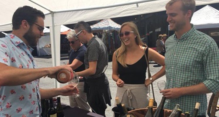 15th Annual Art &amp; Wine Celebration, Carmel Valley, June 22
bit.ly/2XBx1oV
#carmelvalleyartwinecelebration #artandwinecelebration #art #winetasting #carmelvalley #carmelnow #carmelnownews #carmelnownewsandinformation