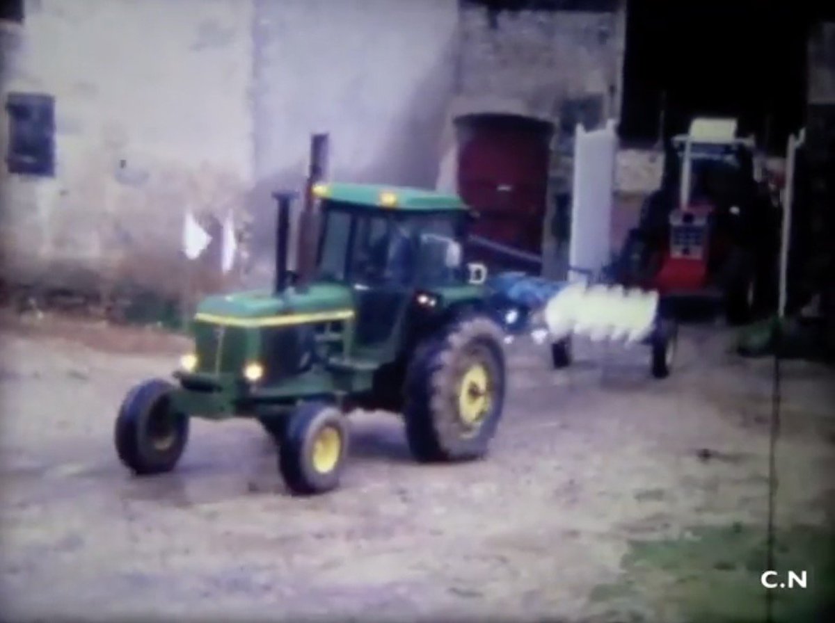 Succès inattendu d'une de nos archives. Plus de 50 000 vues et des centaines de partages pour ce film d'un concours de labour, à Crépon (Calvados), filmé en 1978 facebook.com/watch/?v=17924…