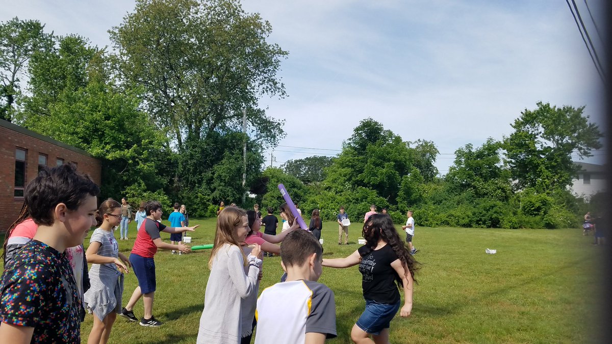 lscag's tweet photo. Thank you KMS student council for organizing the Goofy games today! The All-Stars enjoyed the games! @Principal_Homen @mariojandrade  @AP_Yates @AP_Clifford https://t.co/MCyGMR4mEI