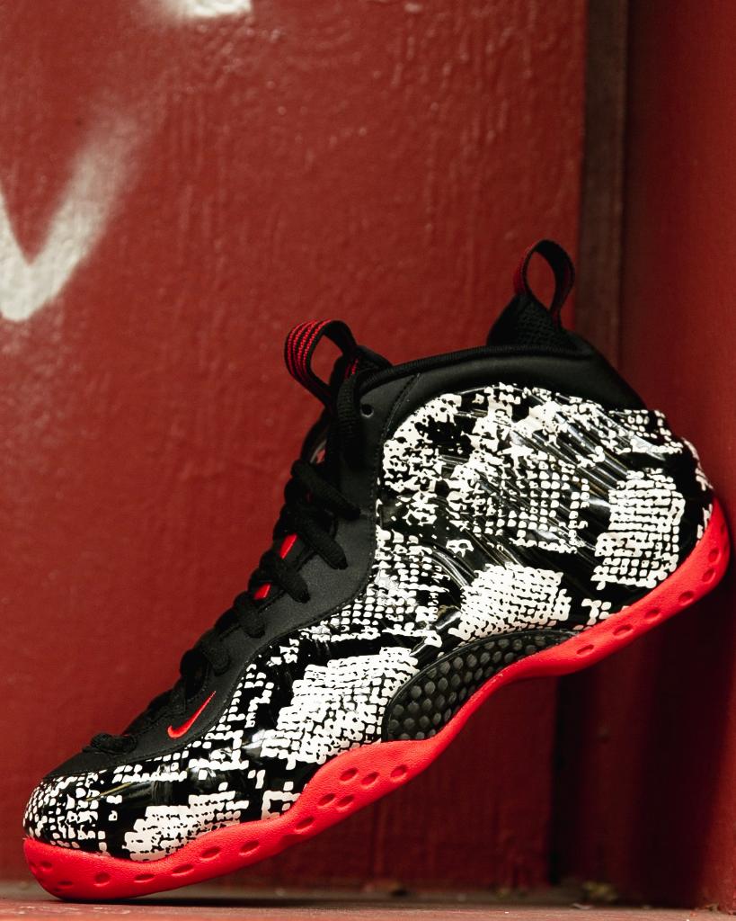 foamposite snakeskin on feet