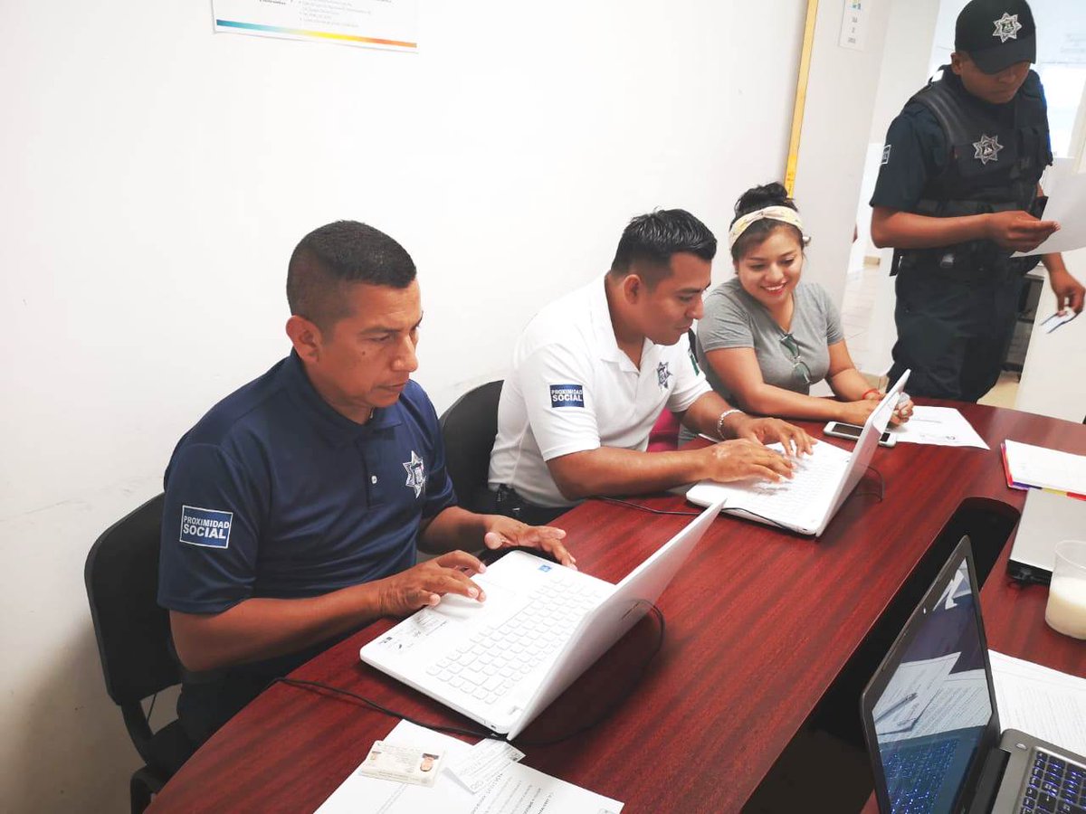 Con solo tres años de historia como municipio, en #PuertoMorelos damos ejemplo en cultura de legalidad y transparencia.
Los servidores públicos dimos cumplimiento a la actualización de la situación patrimonial  apegados a Ley General de #ResponsabilidadesAdministrativas.