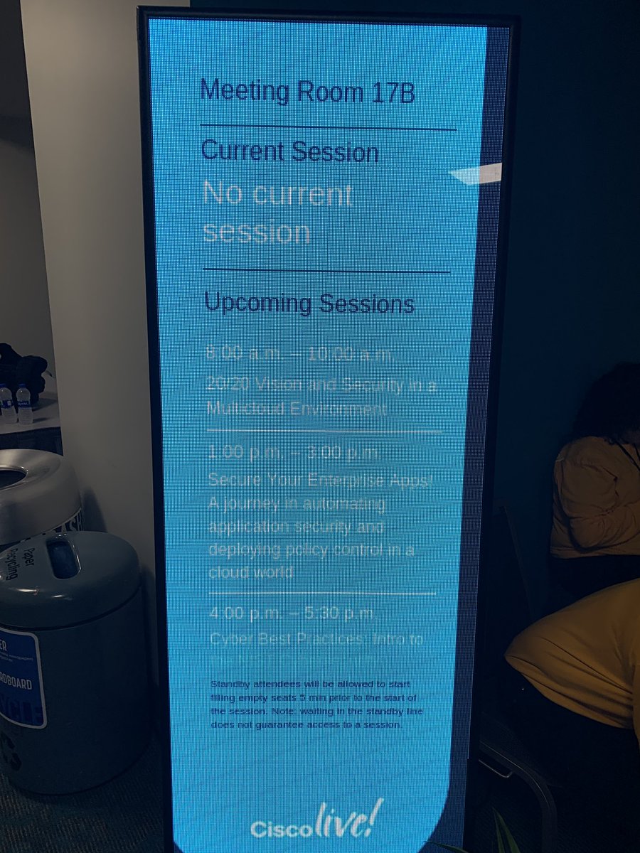 v_tlevin's tweet photo. Almost game time!! #CiscoLive https://t.co/qwXIABP43f