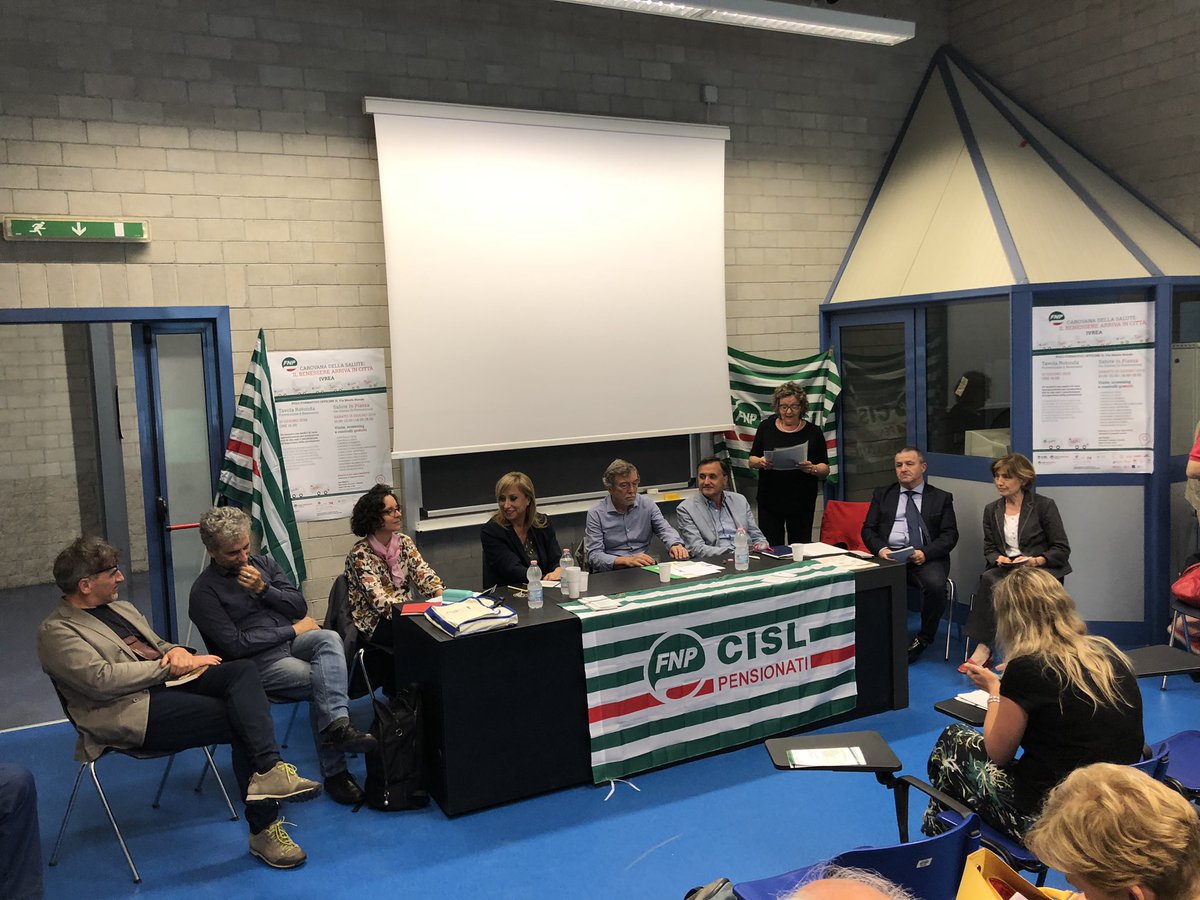 CislPiemonte's tweet photo. Alle Officine H di Ivrea  la conferenza stampa di presentazione della tappa di sabato 15 giugno della #CarovanaDellaSalute organizzata da Fnp Torino Canavese, in collaborazione con Coordinamento Politiche di Genere regionale e nazionale @FNPPiemonte @FnpCisl @MimmoLoBianco2 https://t.co/bEmueA5VrK