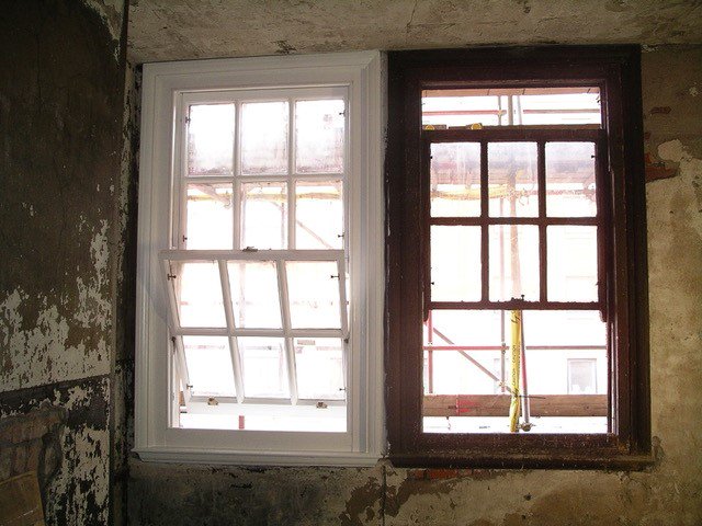 Quadrigacltd's tweet image. These photos show the insitu refurbishment of sash windows at London Road Fire Station which are quite unusual in that they are tilt and slide sash windows.

#listedbuilding #timberrepairs #sashwindows #restoration #conservation