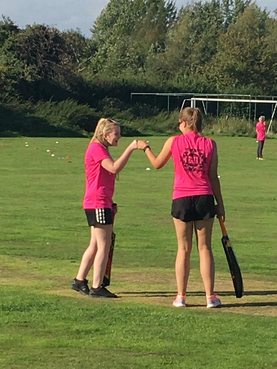 TownMallingSwa1's tweet photo. We will host our first softball festival of the season 6th July 10am start. All  welcome... teams, individuals. Free entry. DM for details @FarninghamCC @Sidcupcc @LadiesBeckenham @BexleyCC @JDanielscricket @kentcricketdev #WestMalling https://t.co/fDhDJi3Ogb
