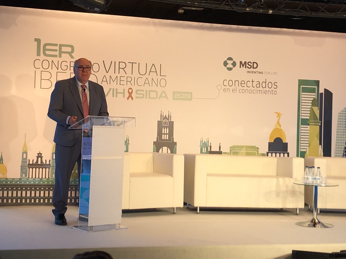 MSDEspana's tweet photo. Ángel Fernández, director general de #MSDEspaña, destaca la importancia de la actualización permanente de conocimientos en biomedicina, durante la apertura del 1er Congreso Virtual Iberoamericano sobre VIH-SIDA
#CongresoVirtualMSD #InterconectadosVIH https://t.co/FeVgEASGic