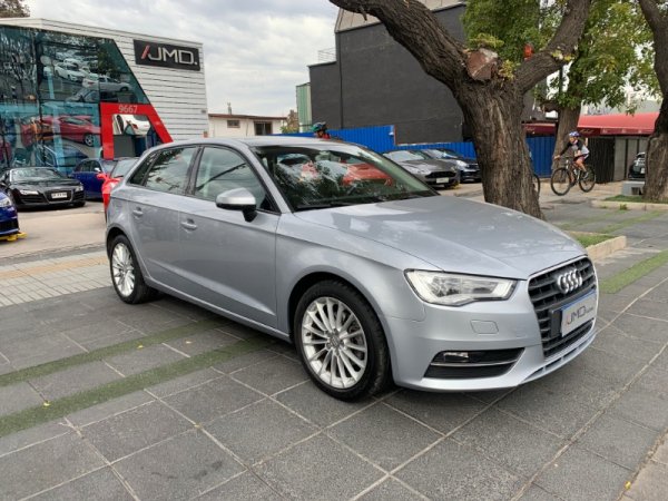JMD_AUTOS's tweet image. #AUDI A3 1.4T
Año 2015
Click » 
36.000 kms
$ 12.900.000