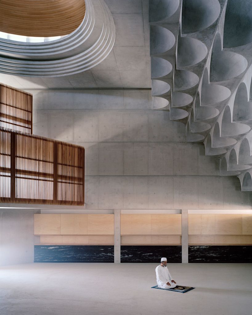 designboom's tweet photo. 102 quarter-spherical concrete domes adorn punchbowl mosque by candalepas associates https://t.co/XghWBYvius https://t.co/ed8CGNM0Qs