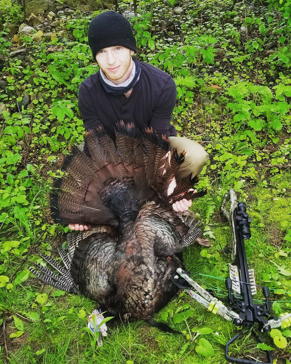 MichiganBuck's tweet photo. My first ever Tom 🦃. How was your spring season? Time toget serious with the rod and reel and stay occupied till deer season. https://t.co/upp30nss8A