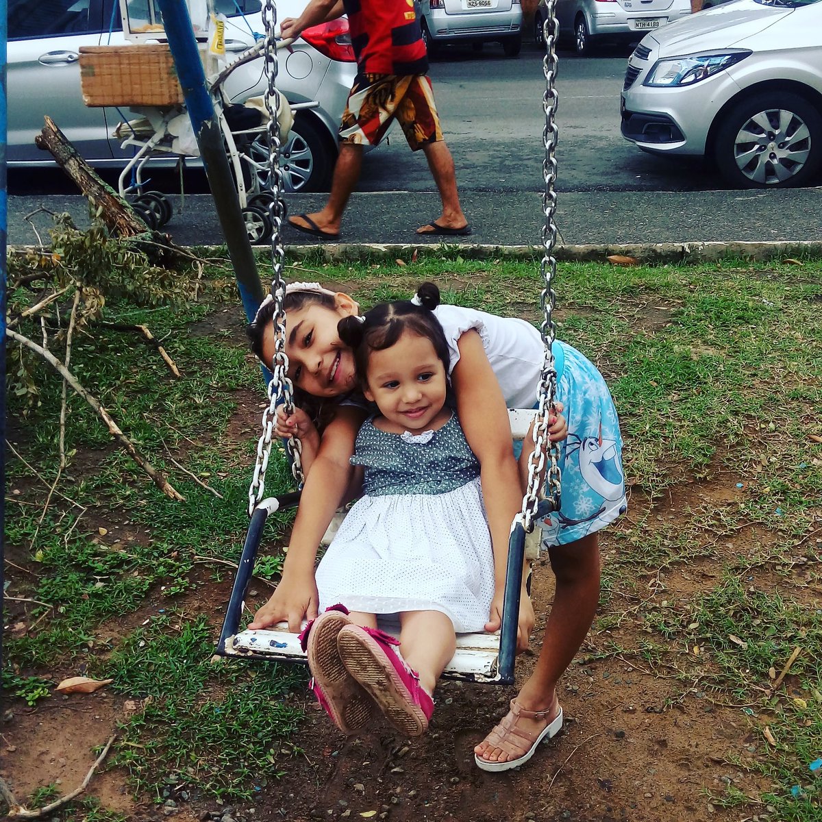 glauciasabrina2's tweet image. Minhas meninas ❤❤#maedemeninas #mundocolorido