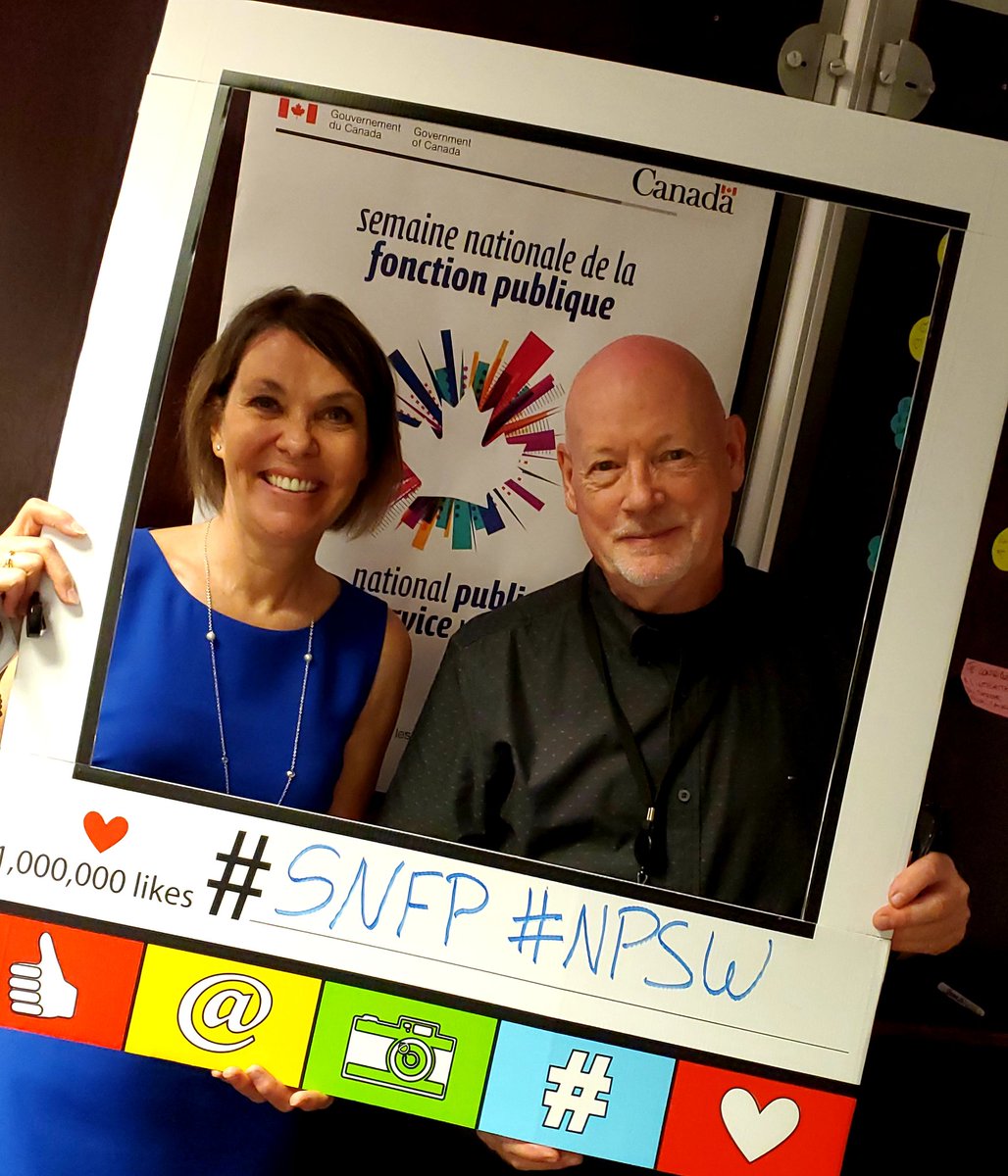 LouisG2020's tweet photo. Fiers de servir les canadiens! #SNFP #ARCfier | Proud to serve Canadians! #NPSW #CRAProud https://t.co/OM04A5M6iz