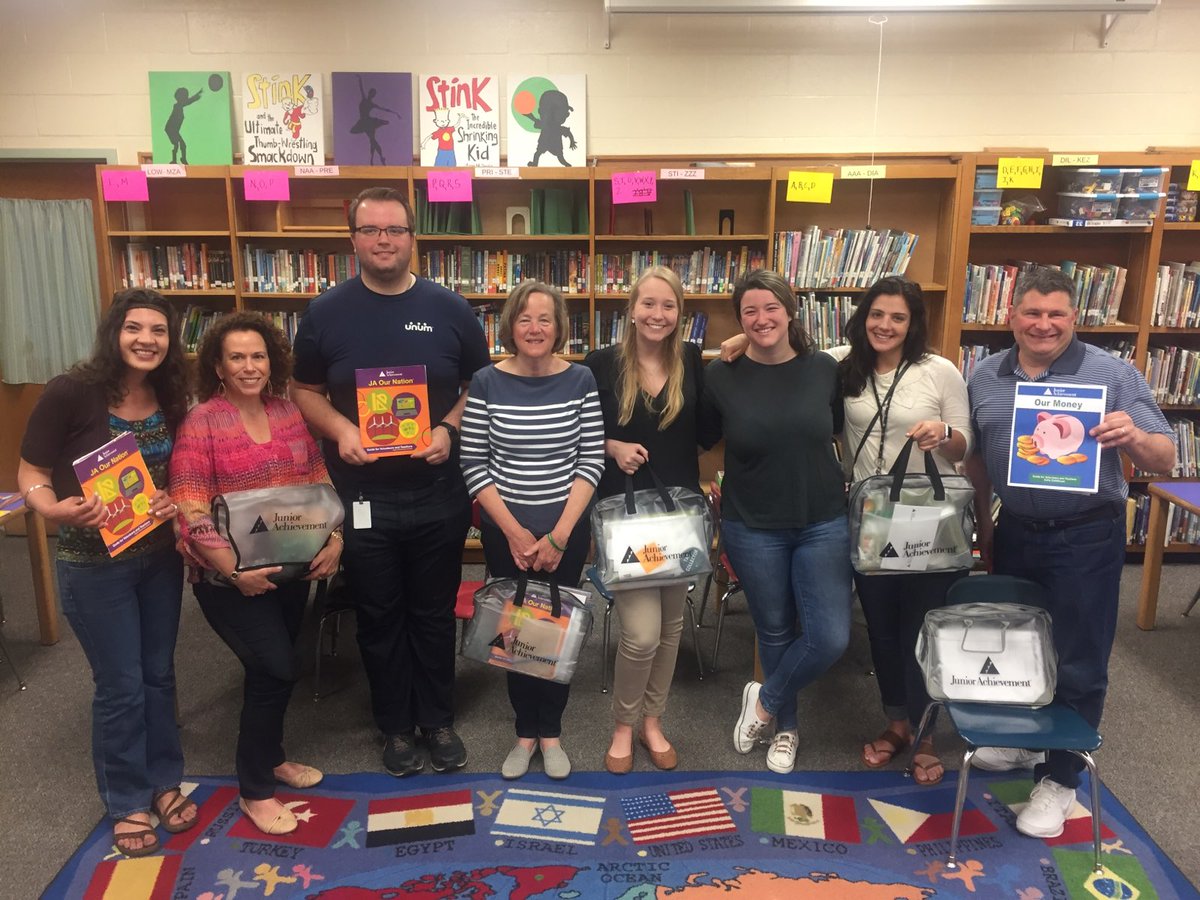 #unumcares &amp; <a href="/JAofMaine/">JA of Maine</a> partnering <a href="/PORTLANDPUBLIC/">Portland Schools</a> Presumpscot Elementary to encourage summer reading for all. <a href="/caryolson5/">Cary Olson</a> @Keely_Unum <a href="/Desiree_Unum/">Desireé Colón</a> @unumnews