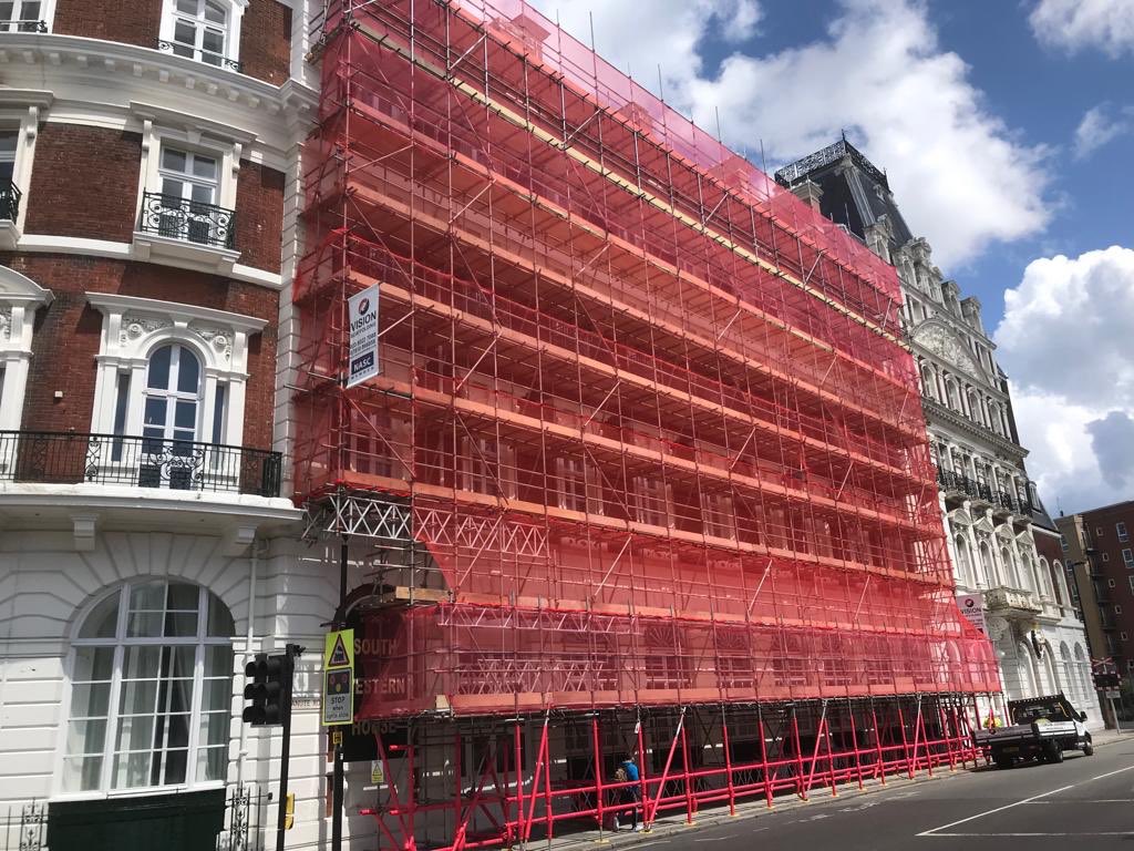 Phase one at the historic South Western house in Southampton completed ahead of schedule. Canute Road has a strong Vision presence at the moment! #tunnelvision #construction #southampton #scaffold