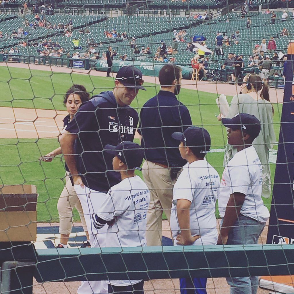 TrishaD24's tweet photo. My son had a unique experience yesterday. He said, he has a new best friend @mattboyd48  #thankyou @tigers #sportmanshipaward #firstpitch #playballweekend @FOXSportsDet @MLB https://t.co/JkxnL1qxnQ