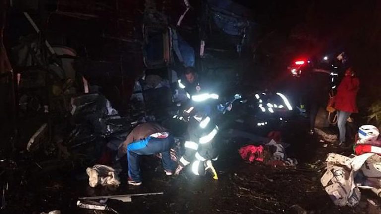 Al menos 10 personas murieron y 51 resultaron heridas en un accidente de autobús ocurrido la noche del domingo en una localidad del estado de #SaoPaulo #Mundo diariometropolitano.com.ve/2019/06/10/die…
