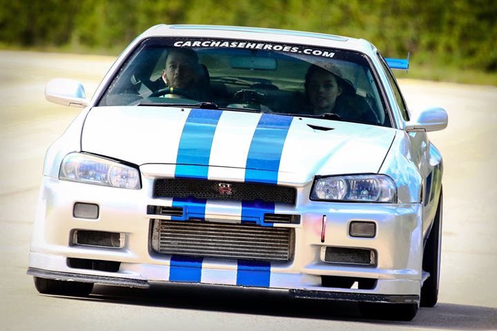 PhotographyCole's tweet photo. An amazing time with @carchaseheroes! Got to thrash around in my dream car - Fast &amp; Furious Skyline R34 😜 thank you to the female instructor which I can’t remember her name 🙉 https://t.co/CzMJRJezo3