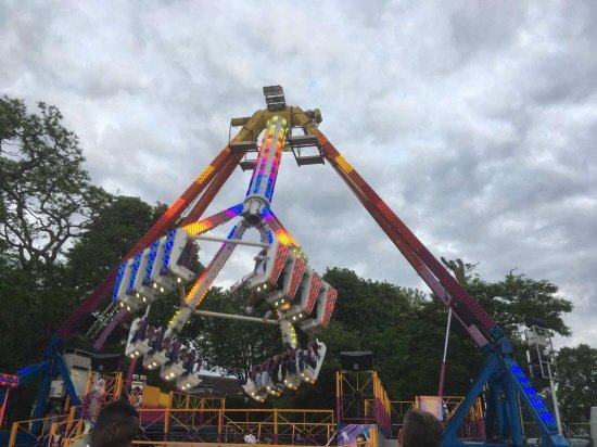 Funfair in protected Coventry park set for go-ahead - despite protests - coventryobserver.co.uk/news/funfair-i…