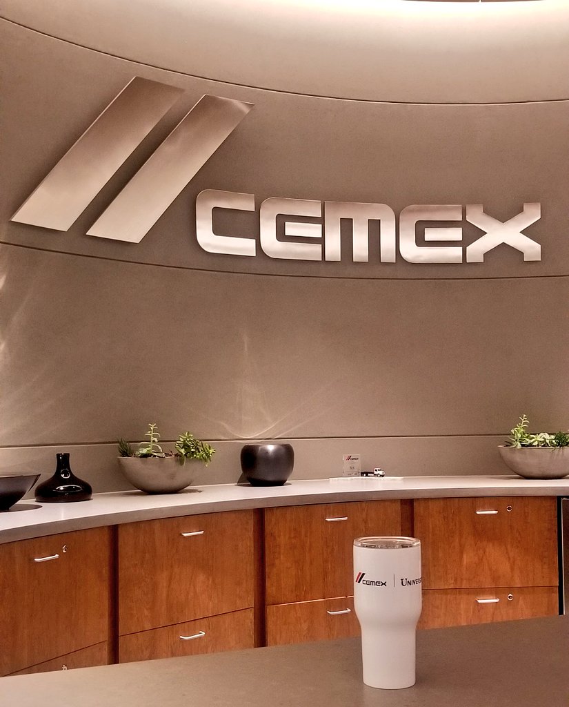pinedaha's tweet photo. Internal message for @CEMEX_USA Employees! Would you like to add to your @CEMEX Swagg? Visit your #CEMEXUSAUNIVERSITY page on SharePoint and complete your courses under #DigitalAcademy for more information with links visit our yammer page and search #CEMEXUSAUNIVERSITY #CEMEXGO https://t.co/TsbNGpluIe