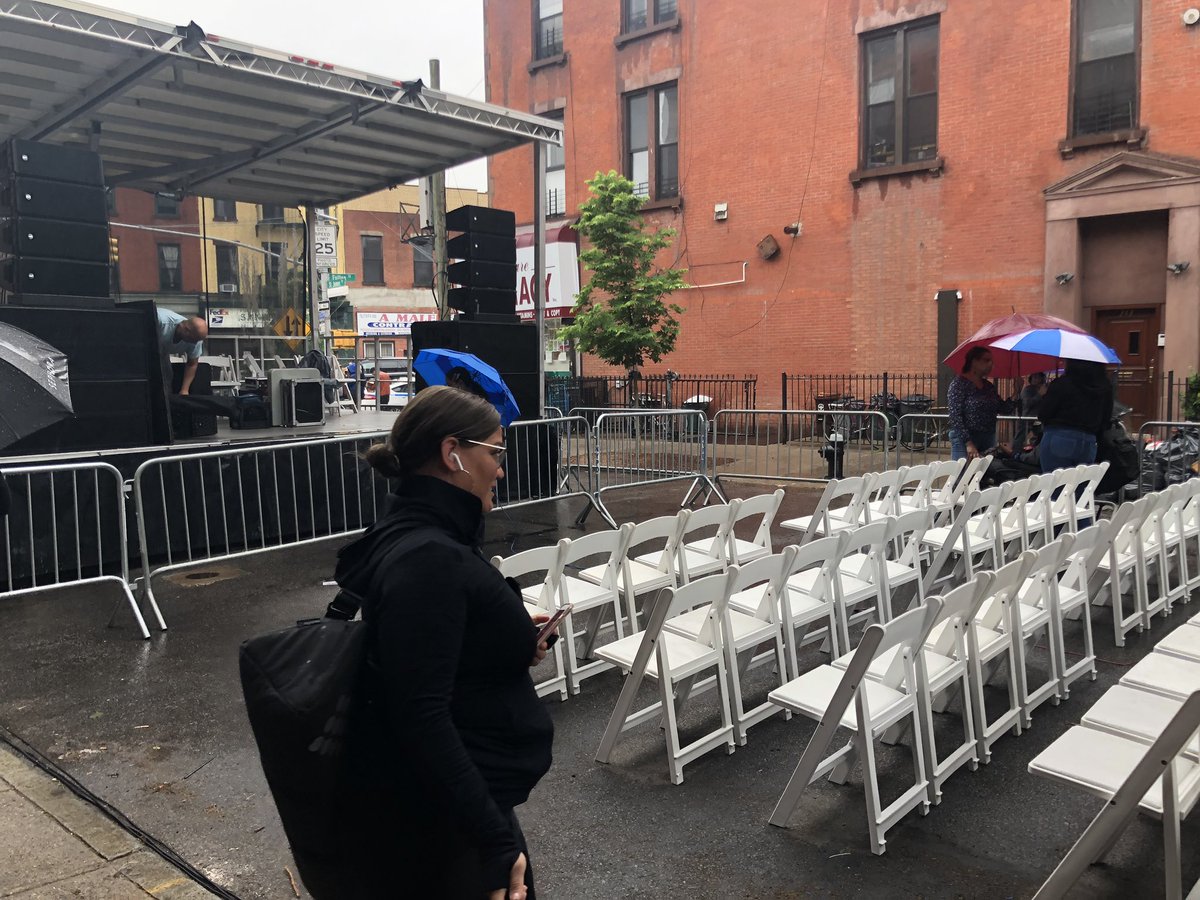 Anna Quinn tweet media