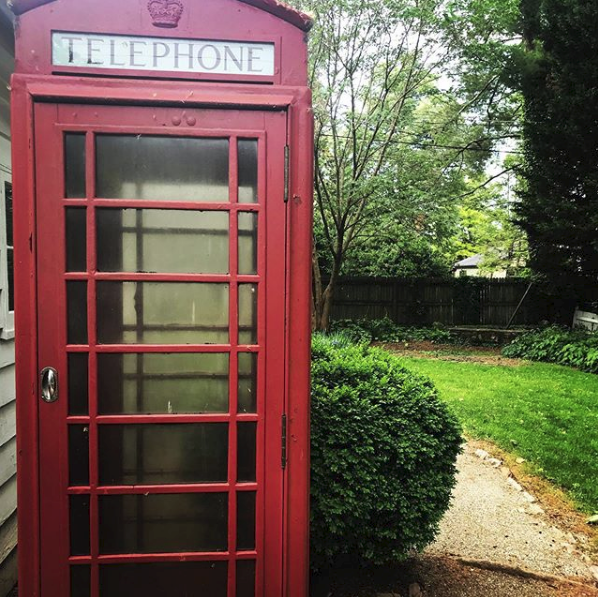 Middleburg's iconic red phone booth at The Pink Box Visitors Center is always a favorite. #middleburgva #loudoun #loveloudoun #virginia #loveva #phonebooth #redphonebooth #telephone #travel #uk #june #roadtrip #memories #history