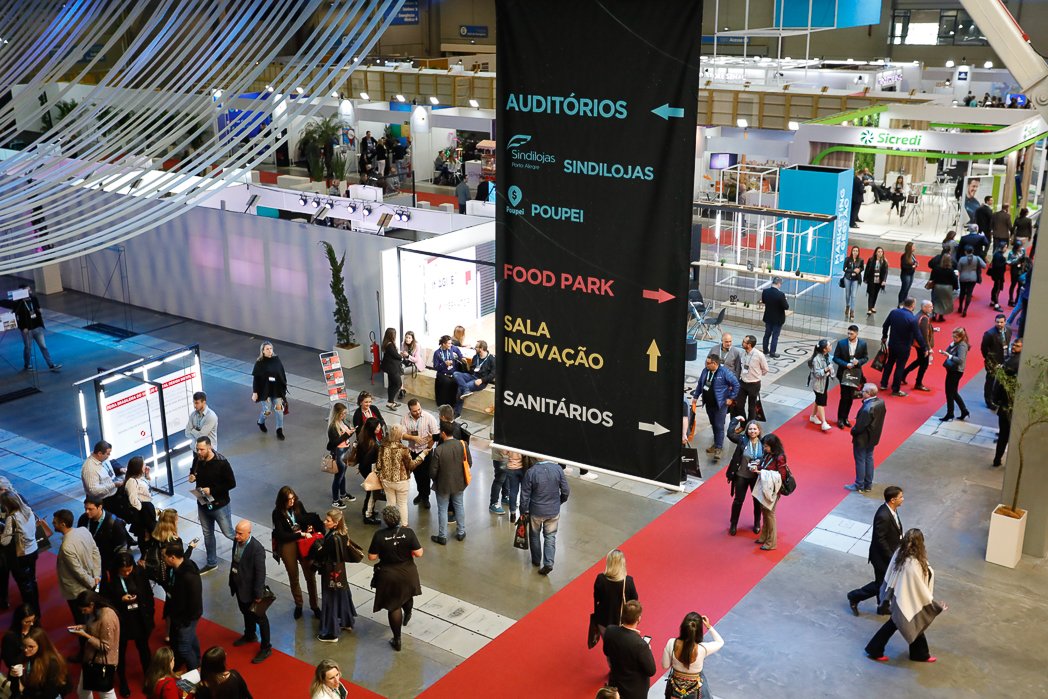 Começamos a semana com saudade dos corredores movimentados de visitantes em busca de conhecimento e inovação para seus negócios. 
E você? Também já está se preparando para a próxima edição? Fique ligado, em maio de 2020 estaremos novamente no Centro de Eventos FIERGS!