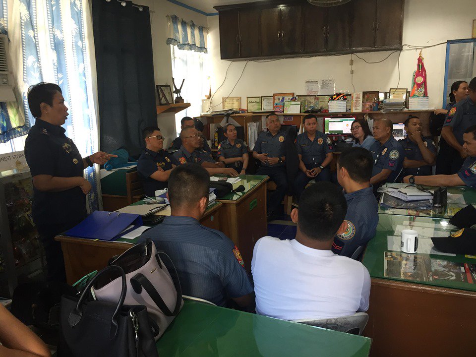 tanjaycpsnoppo's tweet photo. In connection with PNP P.A.T.R.O.L Plan 2030, at about OOA 10:20 AM of June 10, 2019, Tanjay City Police Personnel led by PLTCOL CATHERINE D RAMOS, Acting Chief of Police conducted PICE on PATROL PLAN 2030 and dissemination of directives from the different sections as well. https://t.co/k9FgLIdOkV