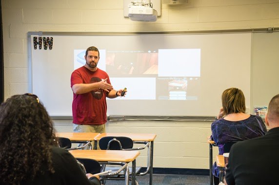 plseanj's tweet photo. PLSEA 2019 Call for Presenters: https://t.co/ACuL06WahU Show your stuff! #plsea #edutech #njed @The_Tech_Lady @FrankPileiro @leannadmullen @Sweederm1 @STEMseeker https://t.co/tZjHmvBsjF