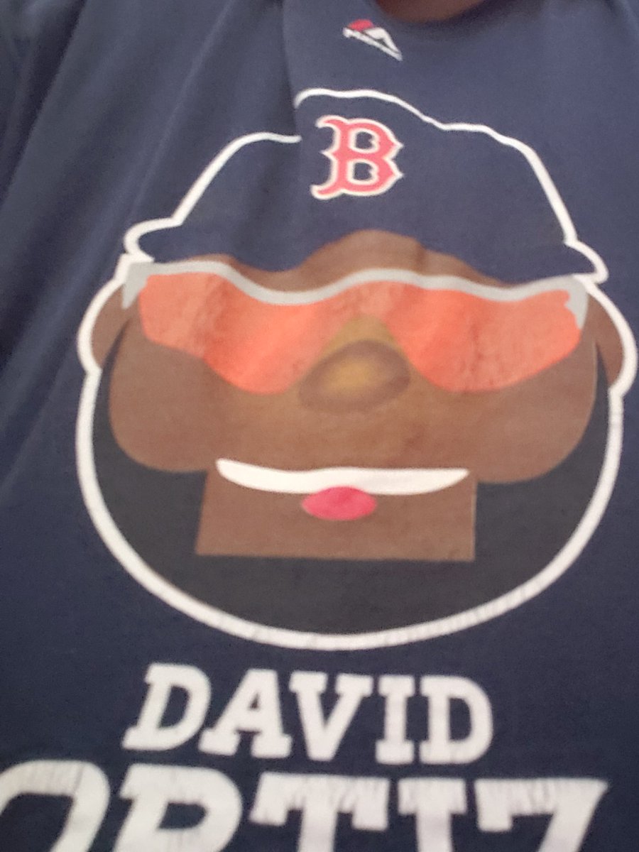 SammyBoyDPK's tweet image. Rockin the @davidortiz emoji shirt today. #Pray4Papi