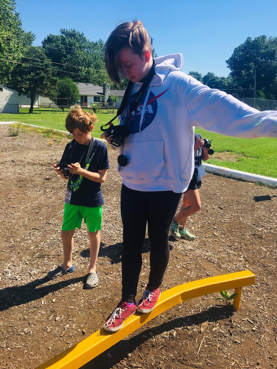 jencottengim's tweet image. Group 2~ unbelievable photographs~📷❤️looking closely at the world we live in. #stillifephotos @CowdenSPS @officialSPS #spsartworks