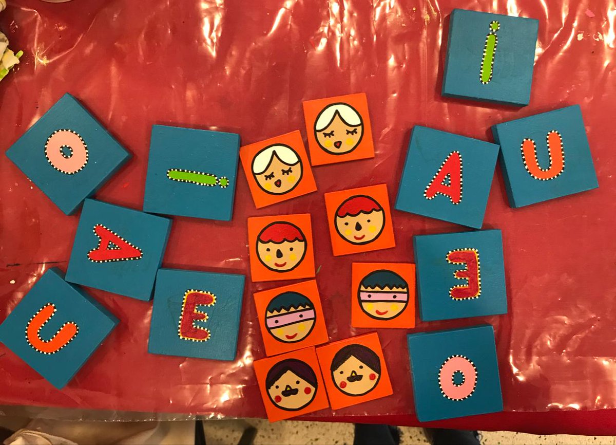 AMPHI_RS's tweet photo. "Pintando para una Sonrisa" no se suspende por lluvia! Seguimos pintando para todos los niños del país! https://t.co/QisAZW8yO6