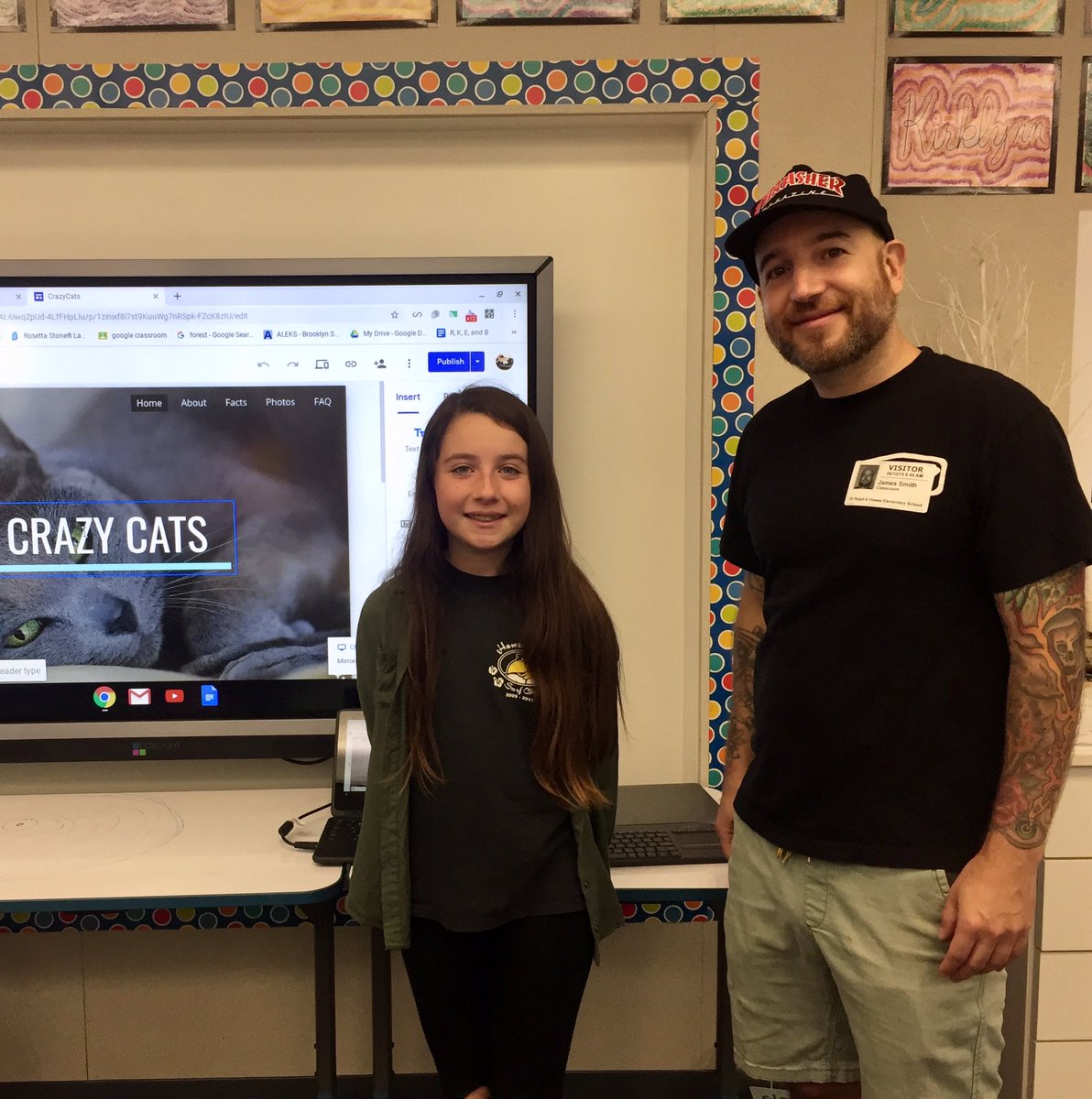 3rdGradeHawks's tweet photo. Learning about website design with our expert! Next step is making our own site about HB!  #behawesome  #hawesnation https://t.co/OeX8QQQKFu