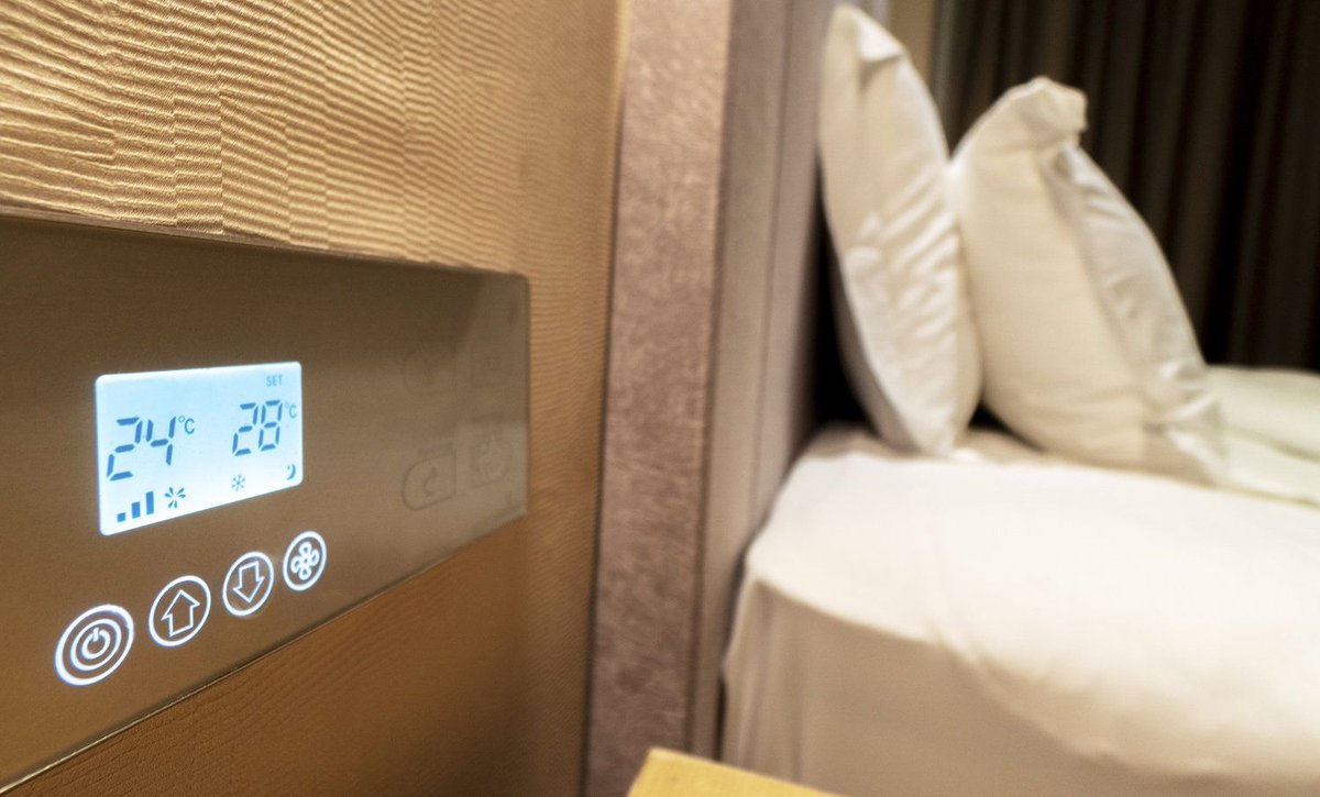 beachwoodcustom's tweet photo. The new and amazing experience you offer your #hotel guests could be in the technology you use. #hoteltrends #vacation https://t.co/zTxTl9EH8o https://t.co/HcaaHaQP5Q