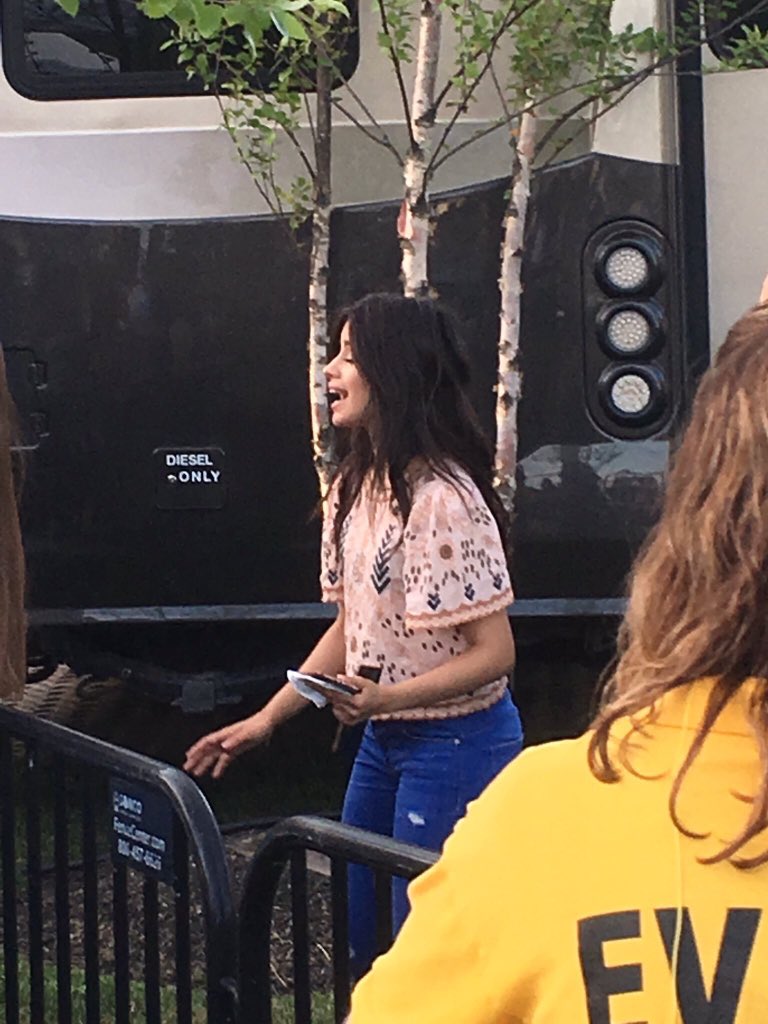 kccthrowbacks2's tweet photo. June 10th, 2016 - Camila backstage at the #PSTsummerbash https://t.co/qh6l5gHx8V