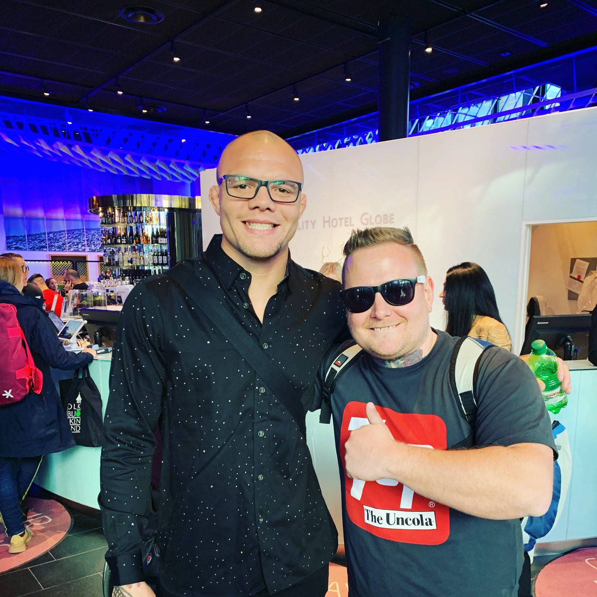 SHaugmo's tweet photo. My ever first  @ufc @UFCEurope event🔥 had a blast at #ufcstockholm . Meet some great #ufcfighters &amp; a #coach @lionheartasmith @jackthejokermma &amp; @John_Kavanagh . Maby #ufccobenhagen next🙏🔥 https://t.co/q6CqUUU0rQ