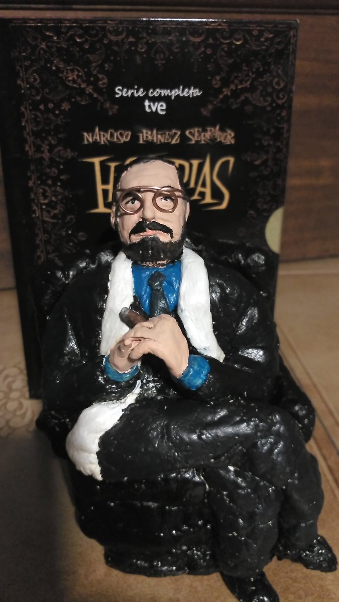 juankyperez's tweet photo. @ProintelTV Adios Maestro, siempre estarás vivo a traves de tu Obra. Aqui os dejo unas figuritas que hice yo mismo de él y de los personajes que su padre interpretó en Historias para no dormir https://t.co/aWrbgHEk2g