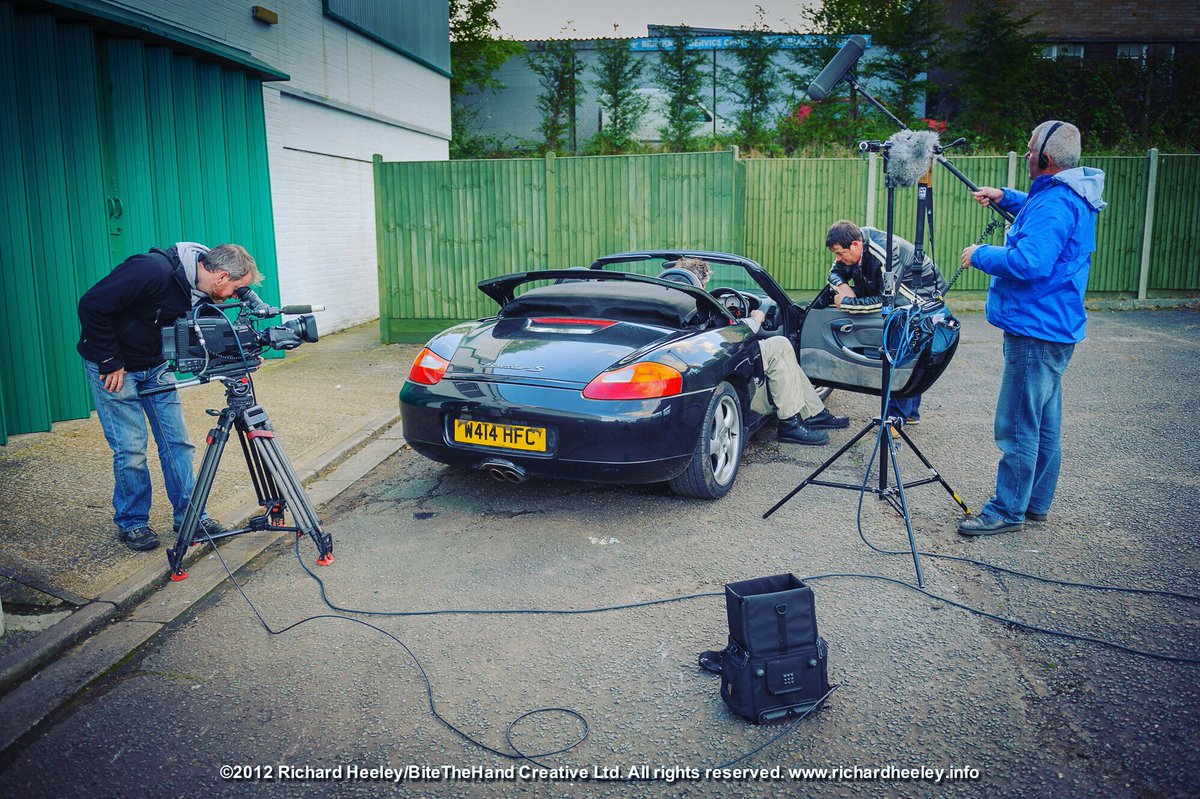 richardheeley's tweet image. Behind the scenes of a #WheelerDealers shoot in 2012. Cameraman #NickAvery and soundie #DaveChapman shooting #MikeBrewer handing #BoxsterS over to #EddChina. #filmcrew #tvcrew #tv #directing