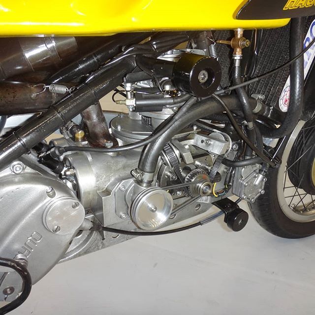 no1bloke's tweet photo. Found this fabulous Konig 500 racer while visiting Barber Raceway Museum. Boat engine in a bike, really fast in the day but odd configuration. #twostroke #twostrokes #2stroke #bsnsheelife #porting #oldtimer #bluesmoke #classicbike #classicbikes #classicm… https://t.co/ZR6CtXg9cg https://t.co/6DJrr1hr4c
