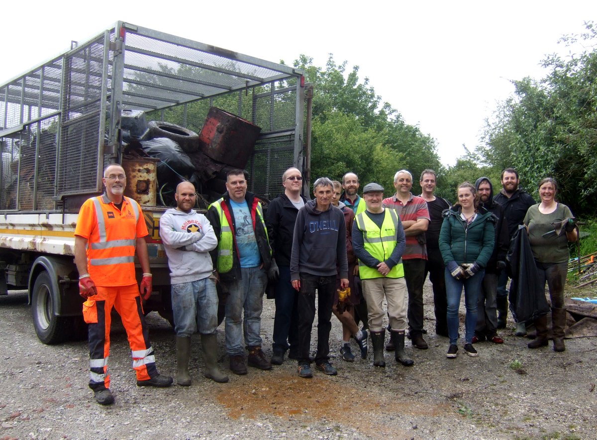 CllrDickCole's tweet photo. Massive thank you to @colum456 (Cornwall Rural Community Council) and volunteers from the “Cornwall Council Employee Volunteering Scheme” who helped with clearing “historic” fly-tipping down the Kelliers today, and the guys from Biffa who picked up the rubbish. https://t.co/uRSha2YD6k