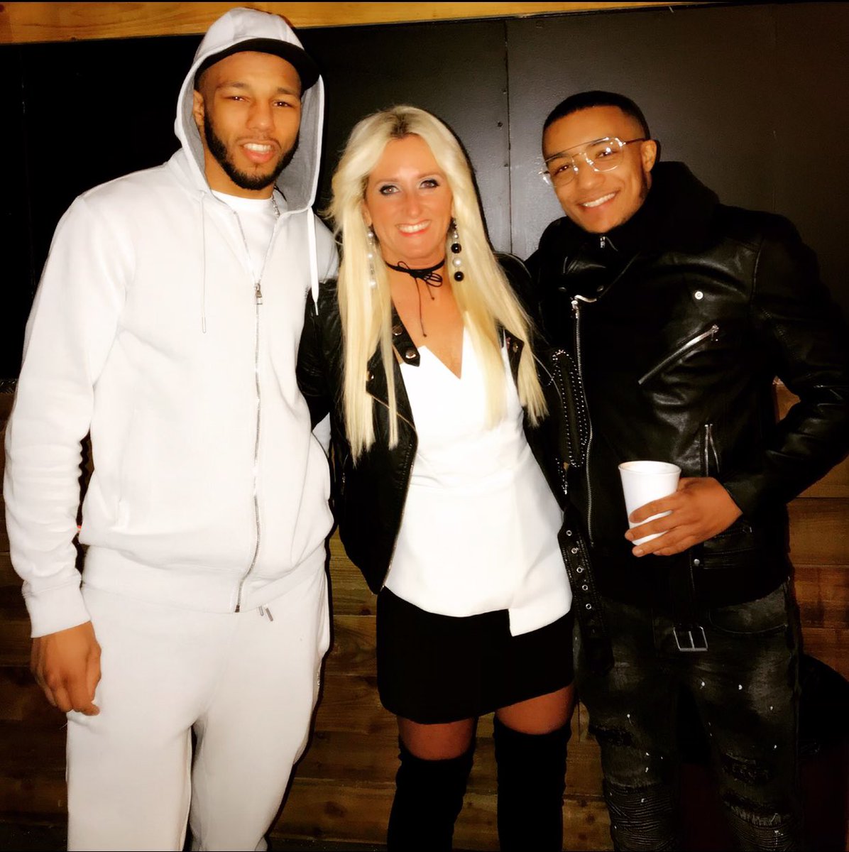 martine_marty's tweet photo. Just want to say a HUGE GOOD LUCK to @zelfaflash fighting this Saturday for the #commonwealthtitle and @LyndonArthur ๐ and @Markheffron91 who are all fighting at @leedsarena live on @BTSportBoxing ๐๐ป๐๐ป๐๐ป๐ฅ๐ฅ๐ฅ #StaySafe #boxing #boxingtitles #boxingworld #boxingislife ๐๐ผ๐๐ผ https://t.co/aSltotawct