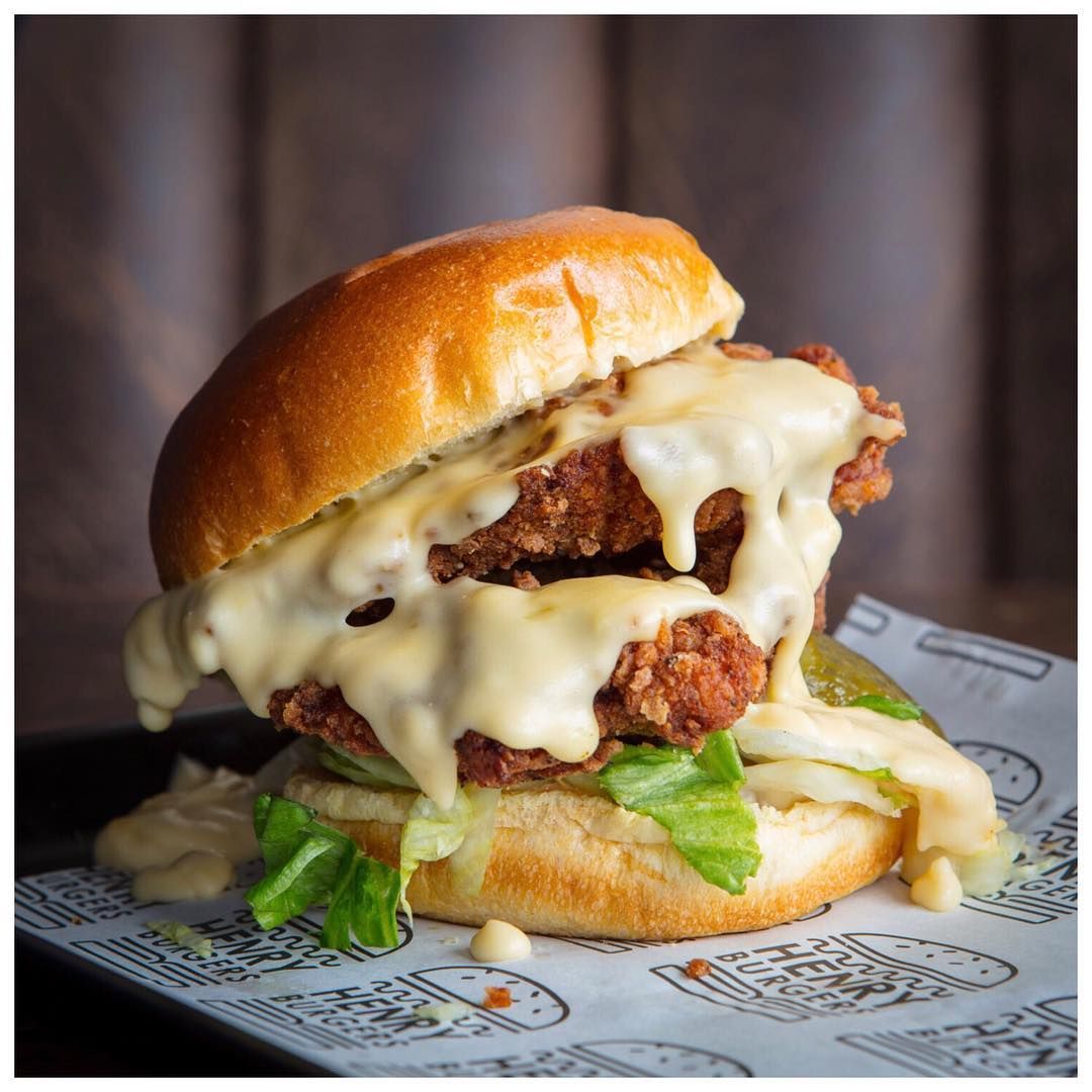 LOOK WHO'S JOINING US....
Leigh favourites <a href="/henryburgers/">Henry Burgers</a> will be providing the goods at this year's Buskers Square Stage in the beer garden of The Broadway pub, with a pop-up serving some super tasty eats!