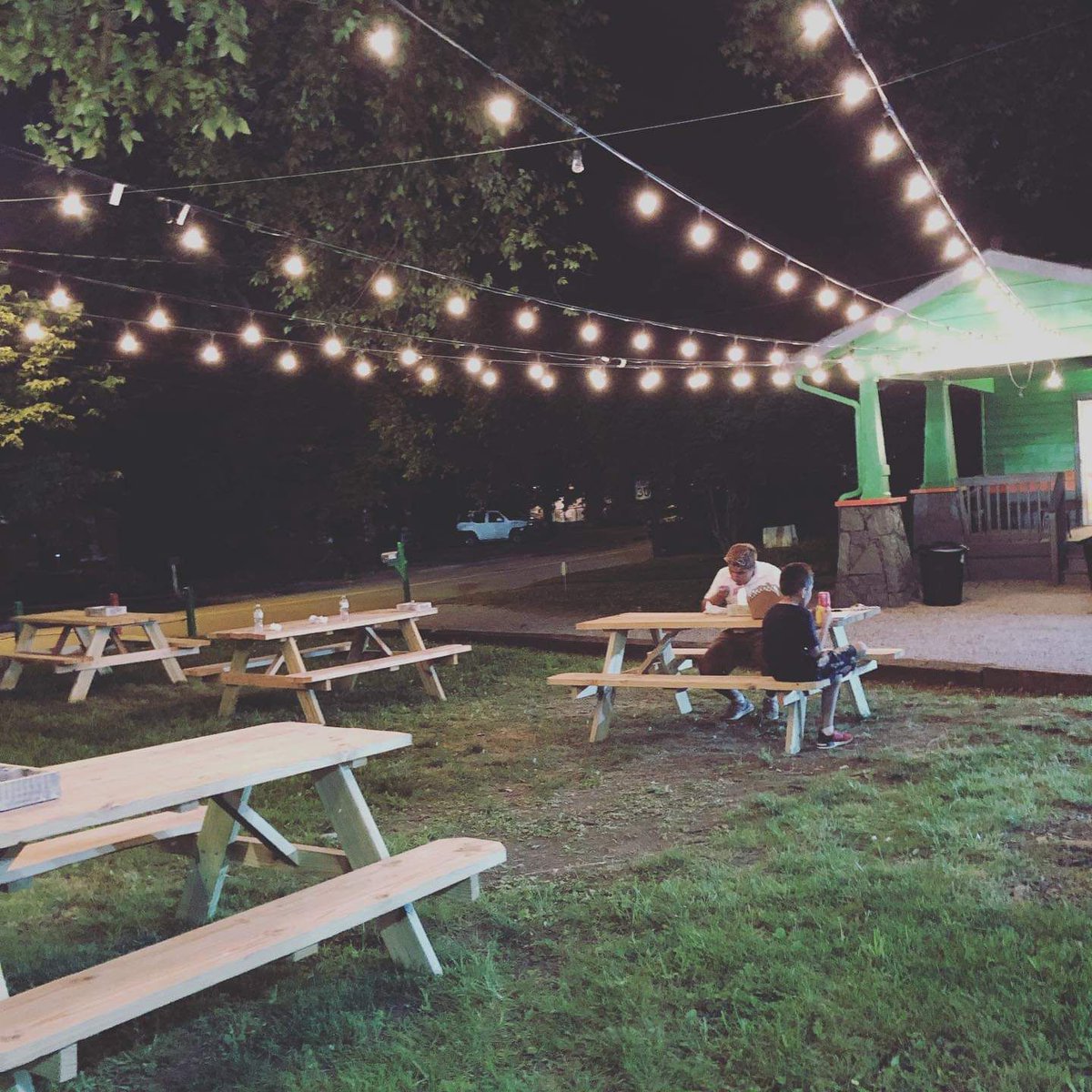 El Nopalito food truck finds permanent home for prickly pear tacos in South Nashville nashville.eater.com/2019/6/10/1865…