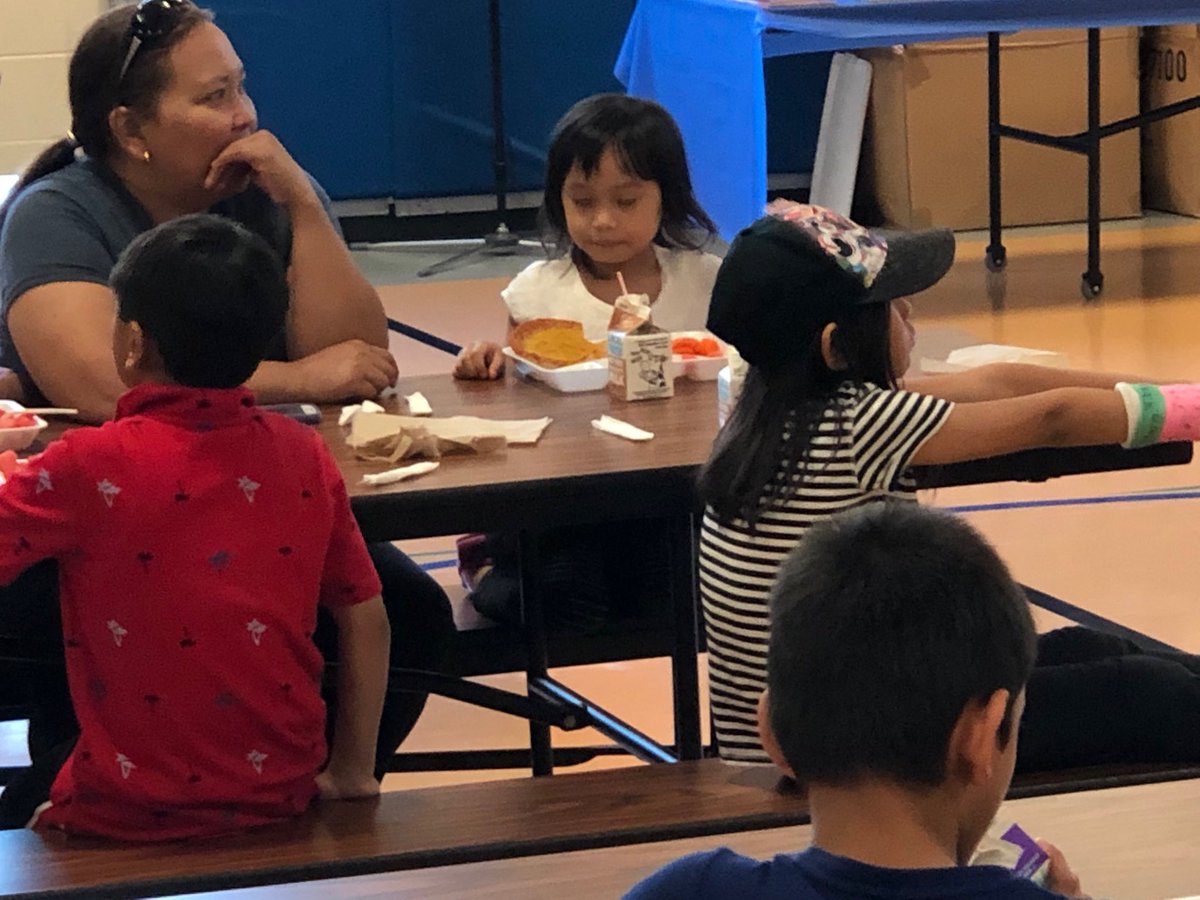 DrShieldsIELC's tweet photo. Thanks to a lunch grant from the State, hundreds of children in our community will be provided with free lunches. Thank you to volunteers from local churches, CS library, CS Park District, the CS Village, CS Police, and CCSD93 for making this summer event happen. https://t.co/58n6Y9uw4f