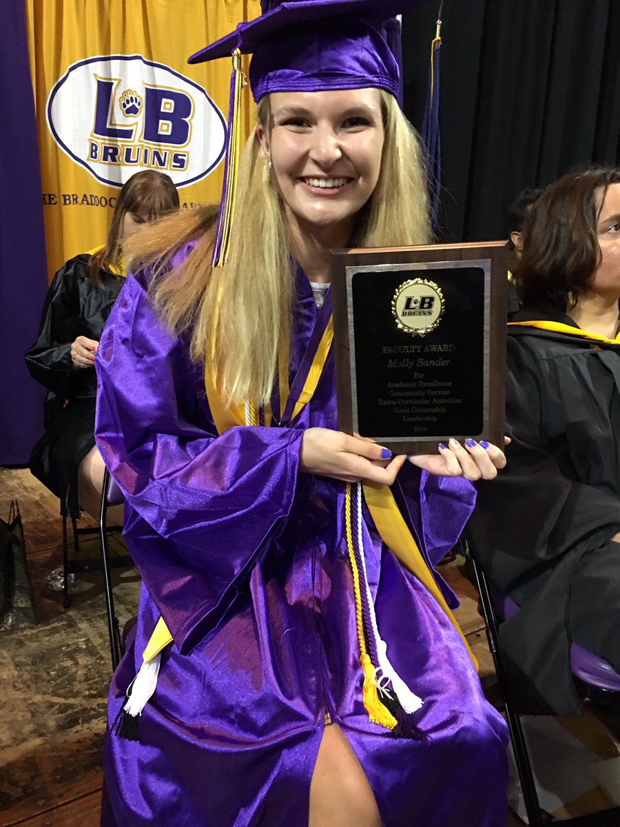 watermanedu's tweet photo. Oh what fun! Congratulations to the Class of 2019! You are a special class! @LBBruins2019 @bruinnation19 @fcpsnews #FCPSGrad19 @FCPSLBSS @Region4FCPS https://t.co/EhVzgxNLUE