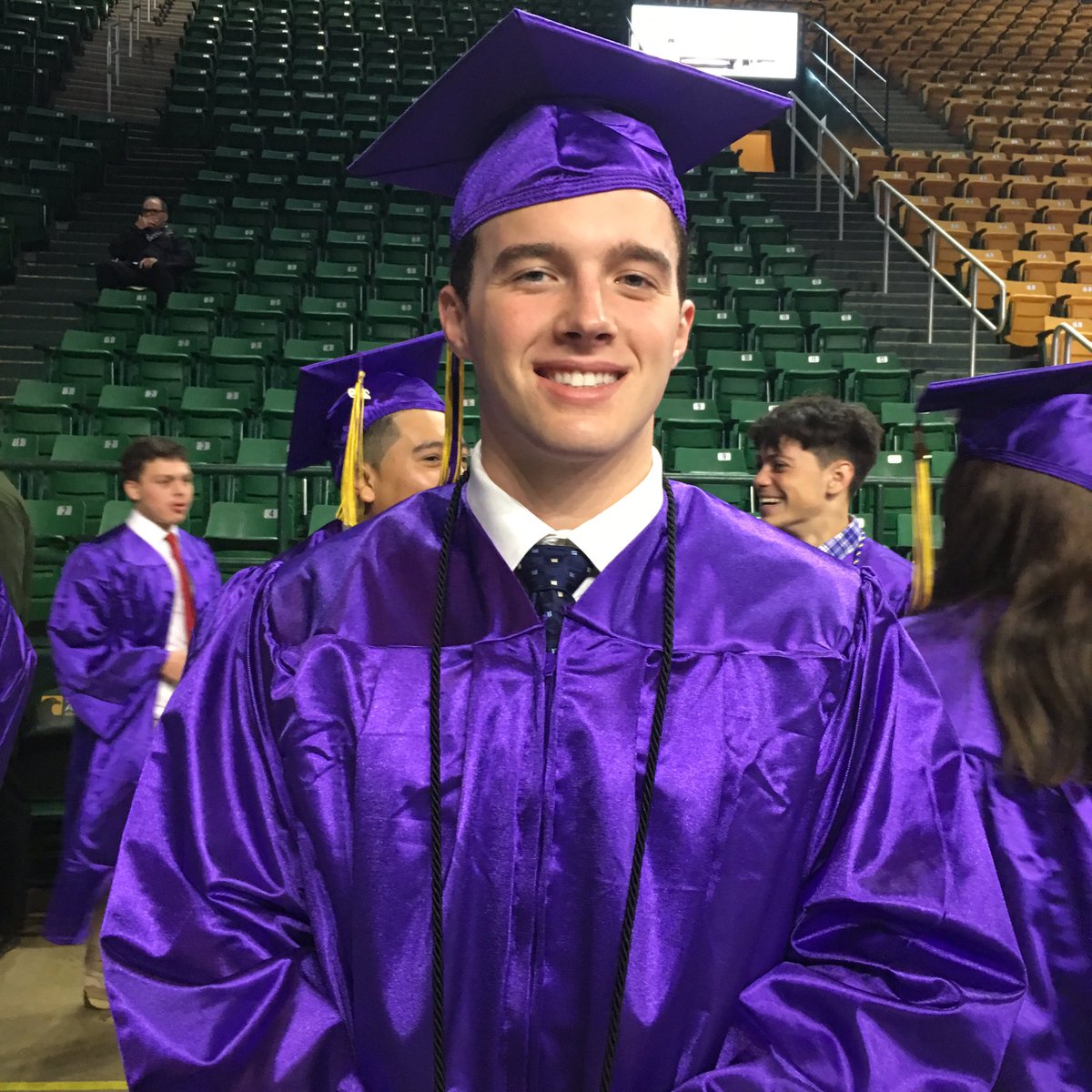 watermanedu's tweet photo. Oh what fun! Congratulations to the Class of 2019! You are a special class! @LBBruins2019 @bruinnation19 @fcpsnews #FCPSGrad19 @FCPSLBSS @Region4FCPS https://t.co/EhVzgxNLUE