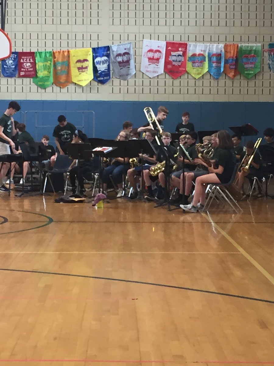 Last stop on the 2019 SMS music tour. ⁦<a href="/SMS_BandOrch/">SMS Band & Orchestra</a>⁩ ⁦<a href="/SMS_CT/">Schaghticoke Middle School</a>⁩ ⁦<a href="/NES_CT/">NES_CT</a>⁩ #roadielife