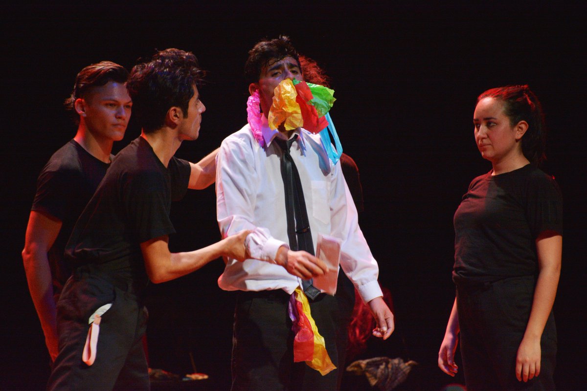 LUMoficial's tweet photo. Pre-estreno de la obra "Silenciados"🏳️🌈 de Gustavo del Río en el #LUM
🎭 Una presentación del Festival Internacional de Artes Escénicas por la Diversidad - #FIAED.
❗️Todavía puedes sacar entradas para el estreno este sábado 15 de junio: https://t.co/65txdrVqYK https://t.co/l3SI5oSFDO