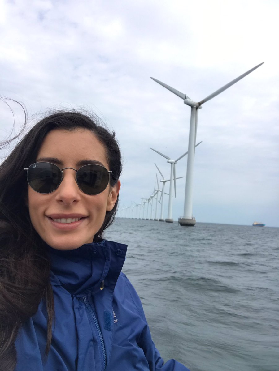 lukiccivana's tweet photo. What an experience 🤩 Today I climbed the iconic Copenhagen Middelgrunden offshore wind farm 🌬 Did you know that half of the turbines are owned by the local cooperative? 👩🏻‍🏭👨🏼‍🔧 you can read about it here ➡️ https://t.co/PXfBCXbdbF @Orsted https://t.co/Qx7BzmXh61